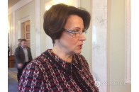 Нардеп від БПП прийшла в Раду у сережках за $5 тисяч