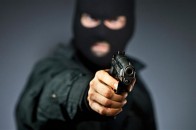 Невідомі в масках пограбували родину на Миколаївщині