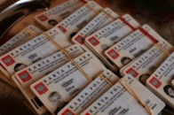 Українців, які хочуть отримати карту поляка, розпитують про Бандеру