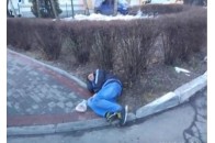 У Луцьку ледве не замерз п'яний безхатько, який потребував медичної допомоги