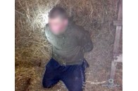 На Хмельниччині грабіжник 15 км втікав через поля босоніж