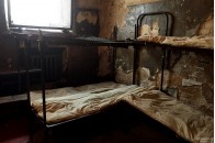 У Лук’янівському СІЗО показали, в яких умовах тримають арештантів