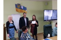 У Луцьку обговорили методику лікування каністерапією