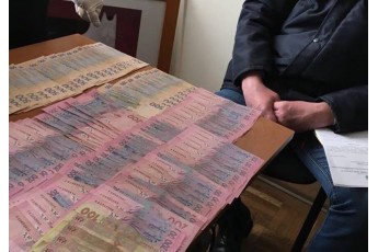 На Волині сільського голову спіймали на хабарі у 38 тисяч гривень (ФОТО)