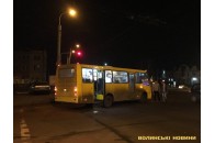 У Луцьку  Opel не розминувся з маршруткою
