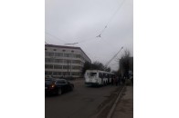 У Луцьку у тролейбуса на ходу обірвалась лінія електропередач