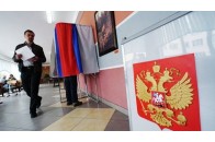 Активісти блокують доступ до консульства РФ у Львові