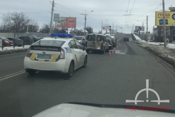 У Луцьку зіткнулися чотири автомобілі