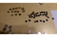 Луцькі прикордонники затримали чоловіка, який намагався провезти старовинні монети