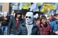 На Закарпатті заборонили приховувати обличчя під час масових заходів