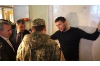 Перша бійка у Верховній Раді після введення режиму допуску (Відео)