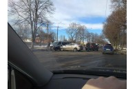 У Луцьку легковик врізався у мікроавтобус