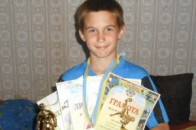 Семикласник повісився на ручці дверей