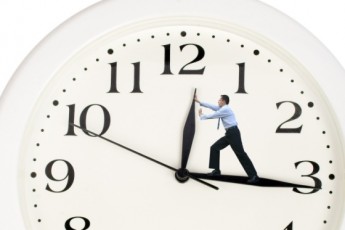 Україна переходить на літній час у ніч на неділю
