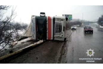 На Харківщині у ДТП потрапило сім автомобілів