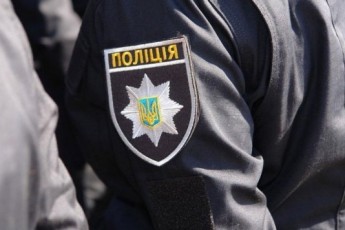 Жінка, яка скинула дитину з мосту у Миколаєві, жаліється на важке життя. (Відео)