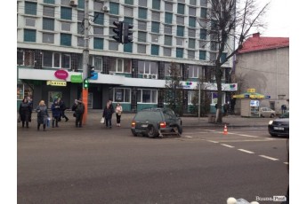 У Луцьку через потрійну ДТП ускладнено рух транспорту