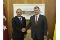 Чому Порошенко поїхав у Стамбул