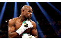 Авто Флойда Мейвезера розстріляли в США