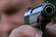 Поліцейський вистрілив у колегу на очах школярів під час уроку