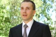 З рахунків молодшого сина Януковича зняли арешт