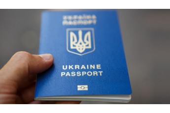 В Україні значно зменшилась черга за біометричними паспортами