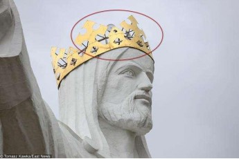 У Польщі почали роздавати інтернет зі статуї Ісуса Христа