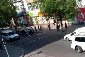У Володимирі-Волинському  на пішохідному переході збили жінку