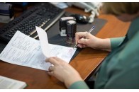 Хутори в ЄС, ковбаси та квитки в космос – що приховують народні обранці