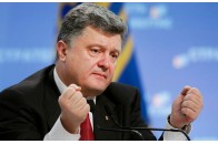 Стало відомо, яку зарплату отримав Порошенко у квітні