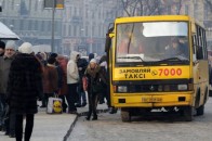 Чоловік раптово помер у львівській маршрутці