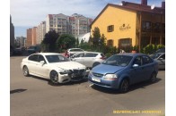 Біля луцького ресторану 