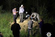 Вбив і закопав: зловмисник жорстоко розправився зі своєю жертвою