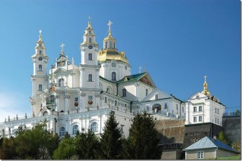Почаївська міська рада офіційно визнала свою відданість Московському Патріархату?