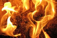 Онук заживо спалив власного дідуся на Донбасі
