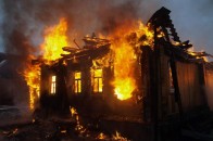 На Волині у палаючому будинку загинуло двоє людей