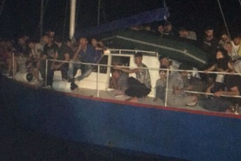 Яхту українських контрабандистів затримали в Італії