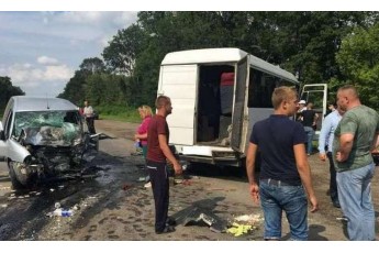 Смертельна ДТП на Буковині: водій заснув за кермом і загинув