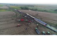 У Туреччині потяг зійшов з рейок: є загиблі, десятки поранено