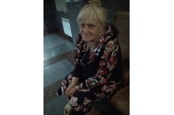 Просять впізнати літню жінку, яку покинув на вокзалі квартирант