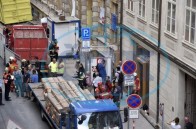 Троє українських заробітчан під завалами будинку у Празі