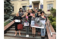 Луцьку міськраду пікетують зоозахисники