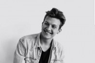 В Одесі український співак випав із четвертого поверху
