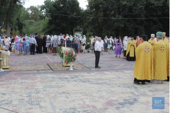 Священики і віряни УПЦ МП покинули святкові заходи у Володимирі через вірш Кобзаря (відео)