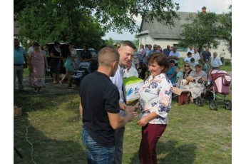 Жителі сіл на Волині отримали подарунки на День села