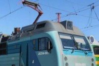 Тіло спалахнуло і впало вниз: дитину вбило струмом на даху вагона у столиці