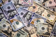 За три місяці українці переказали з Польщі 800 мільйонів доларів