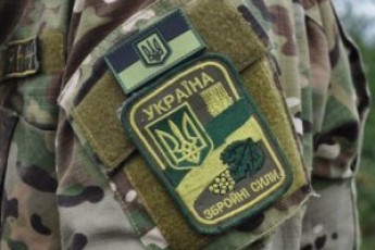 Українських військових на Донбасі обстріляли з міномета