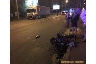 У Луцьку мотоцикліст в'їхав у фуру