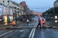 У мережі показали наслідки негоди у Києві (фото, відео)